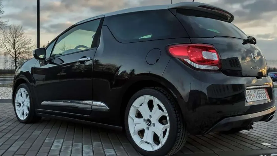 CITROEN DS3 -