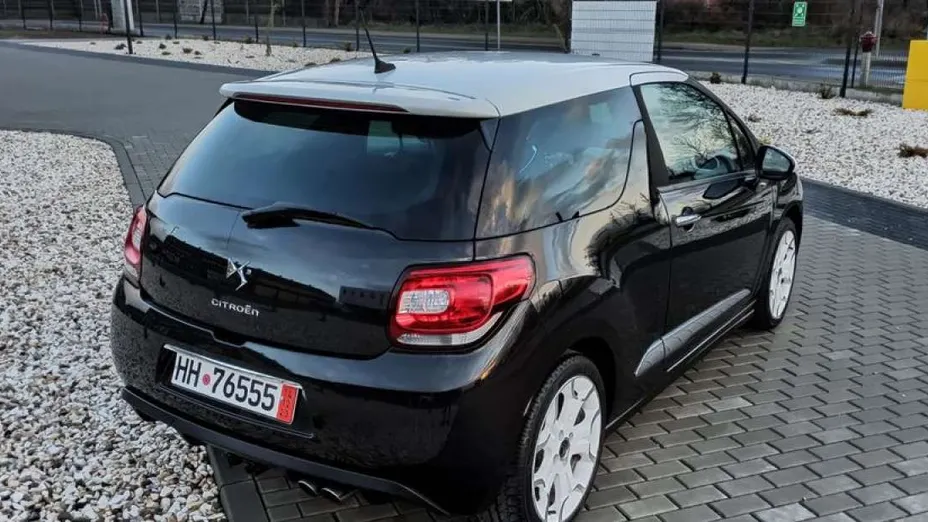 CITROEN DS3 -