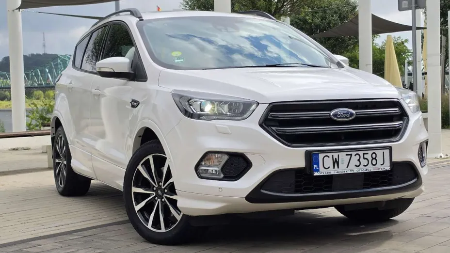 FORD Kuga -