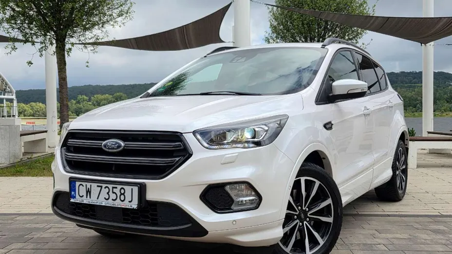 FORD Kuga -