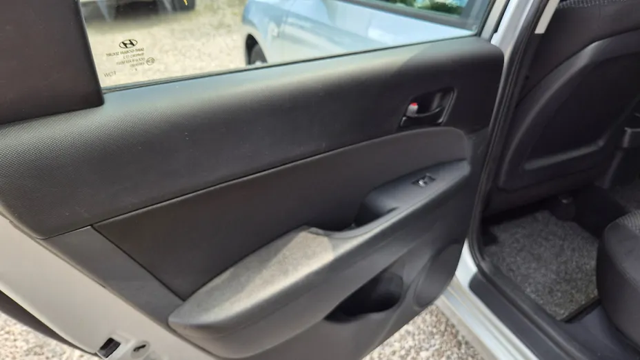 HYUNDAI i30 -