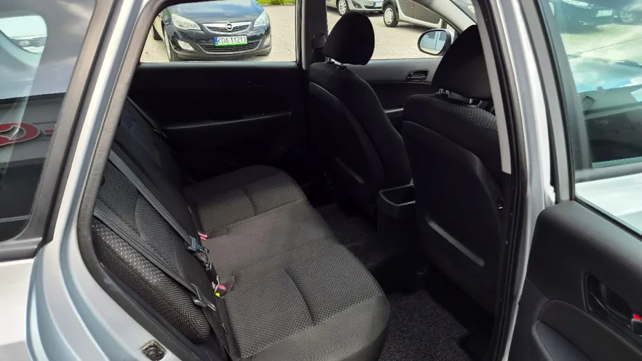 HYUNDAI i30 -