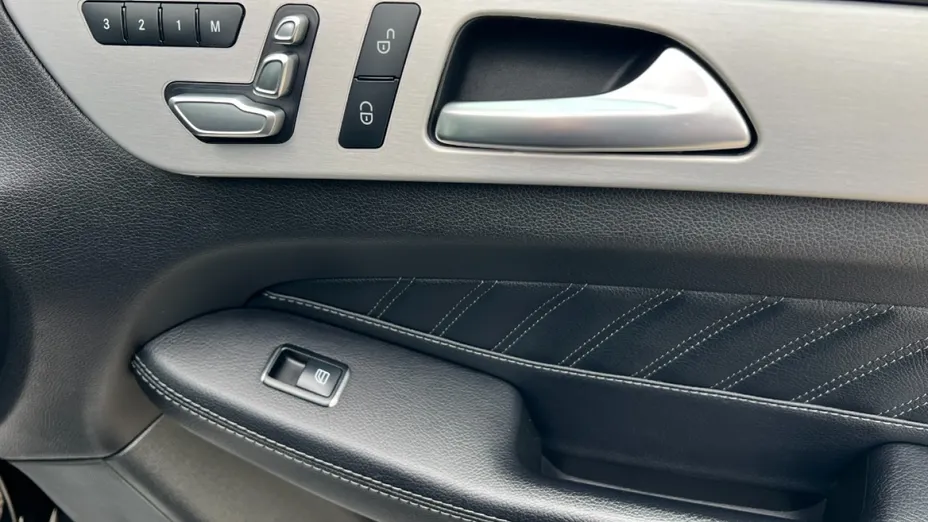 MERCEDES-BENZ GLE -