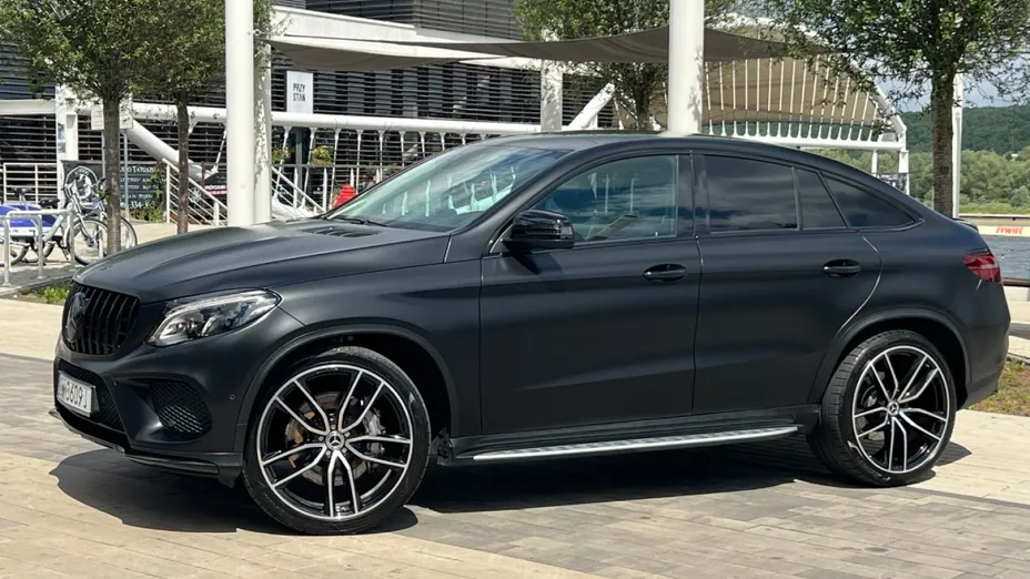 MERCEDES-BENZ GLE -