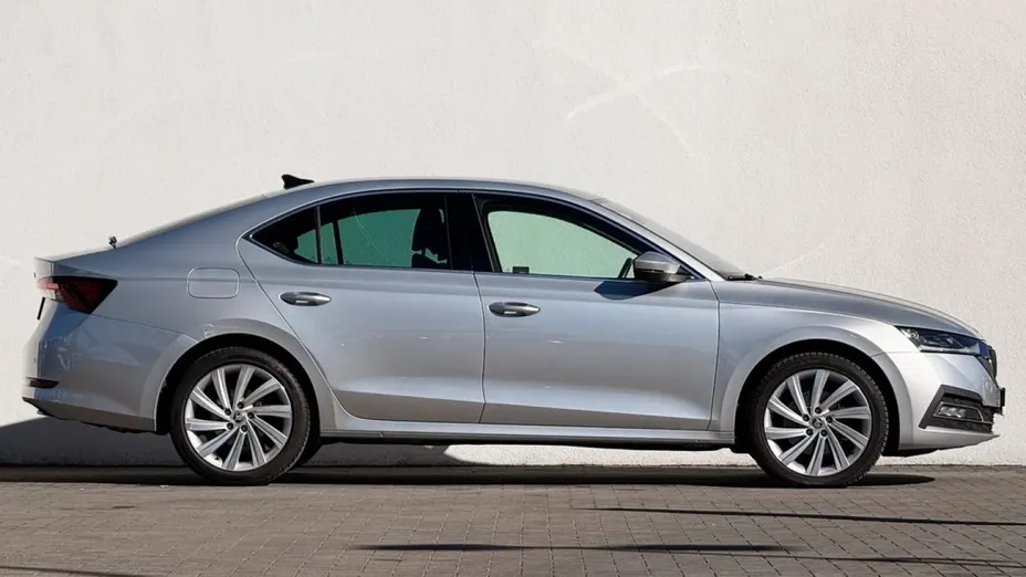 SKODA Octavia -