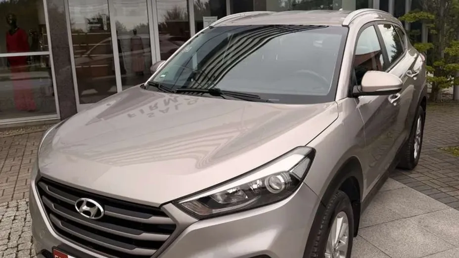 HYUNDAI Tucson -