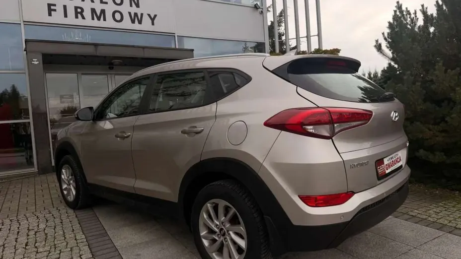 HYUNDAI Tucson -