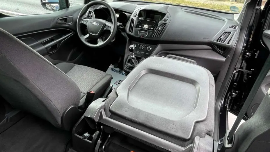 FORD Tourneo Connect -