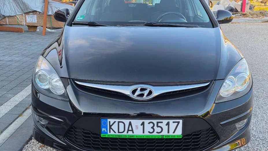 HYUNDAI i30 -