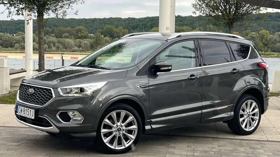 FORD Kuga -