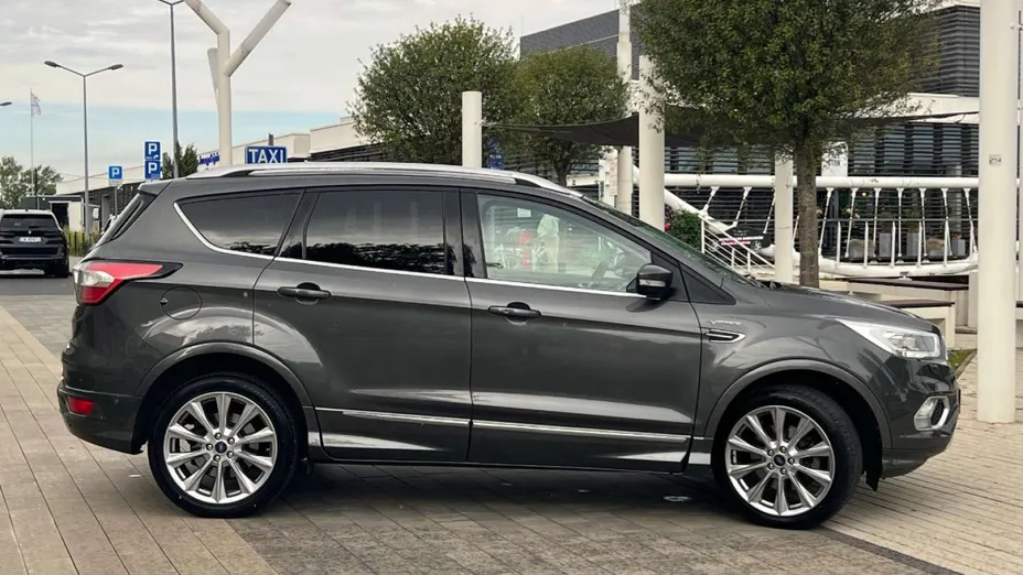 FORD Kuga -