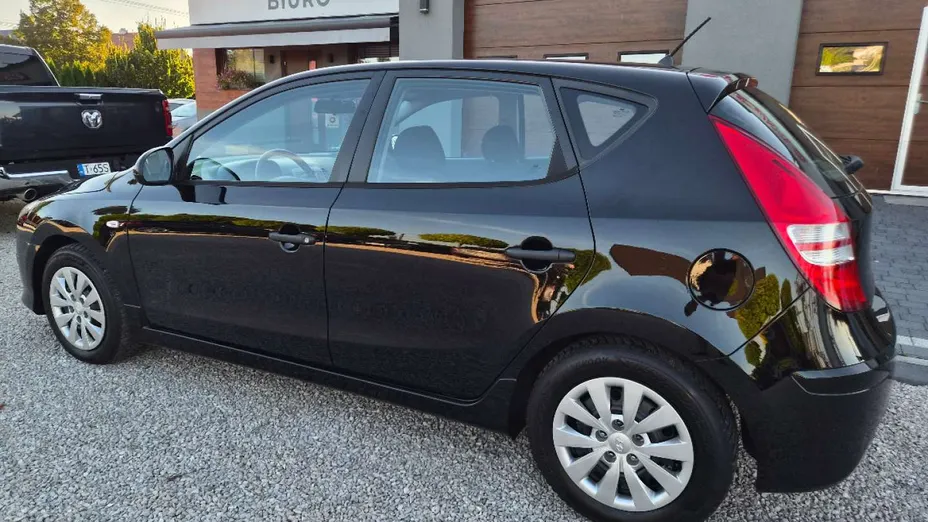 HYUNDAI i30 -
