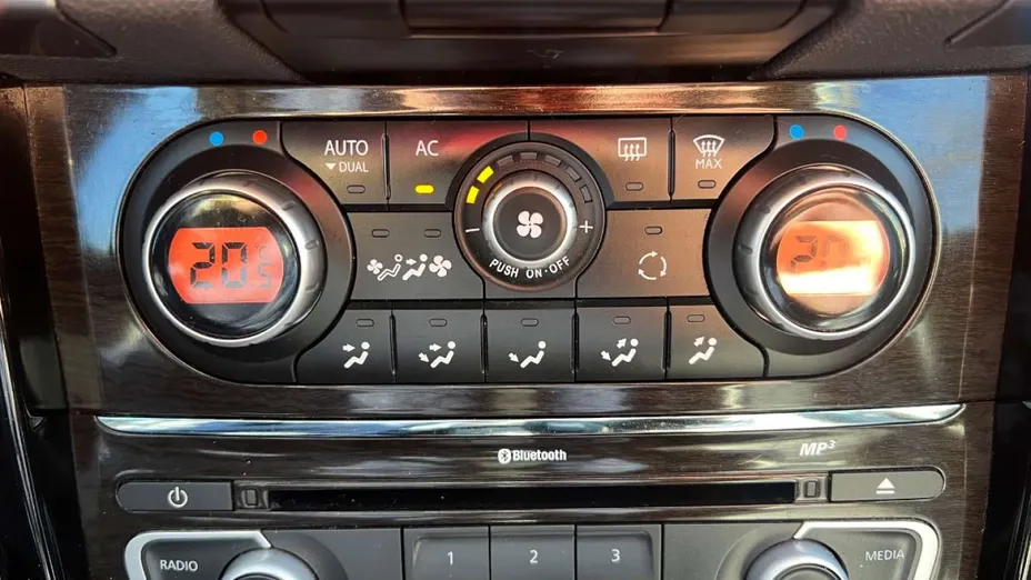 RENAULT Koleos -