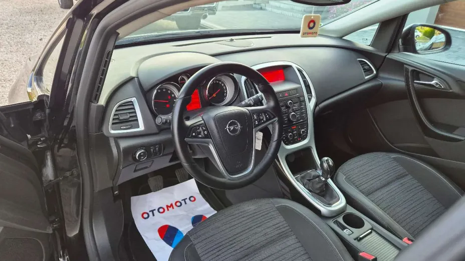 OPEL Astra -