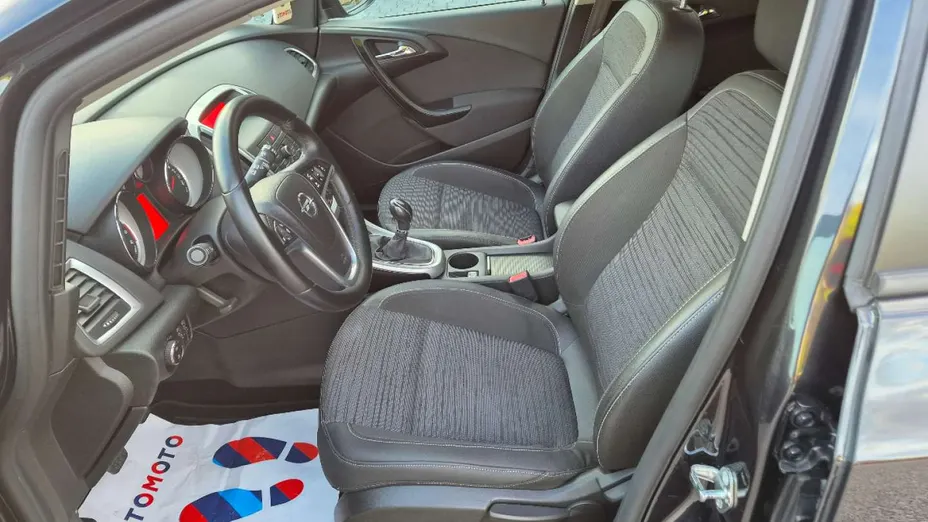 OPEL Astra -