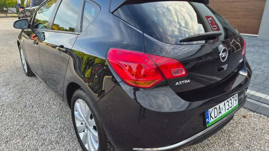 OPEL Astra -