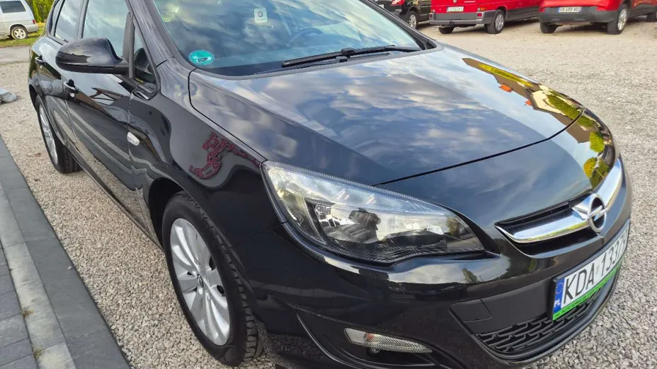 OPEL Astra -