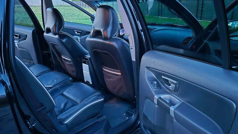 VOLVO XC90 -