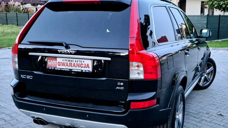VOLVO XC90 -