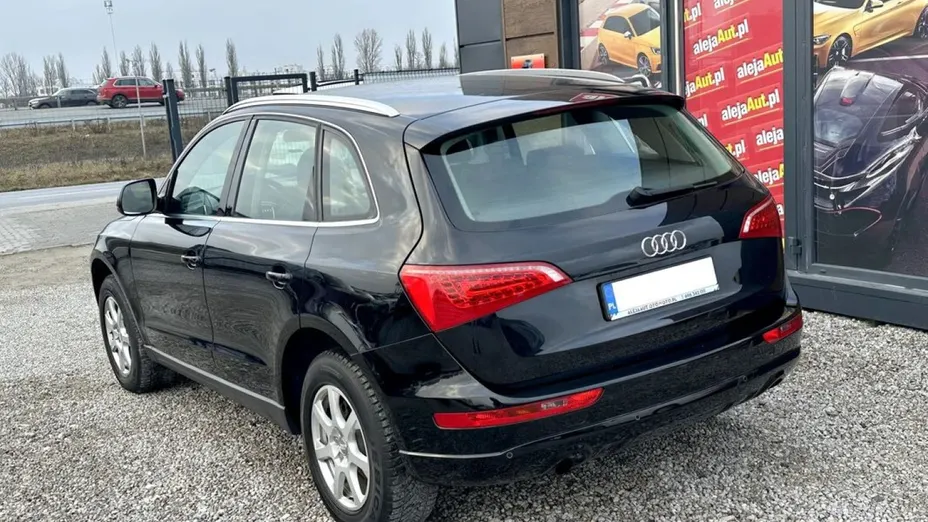 AUDI Q5 -