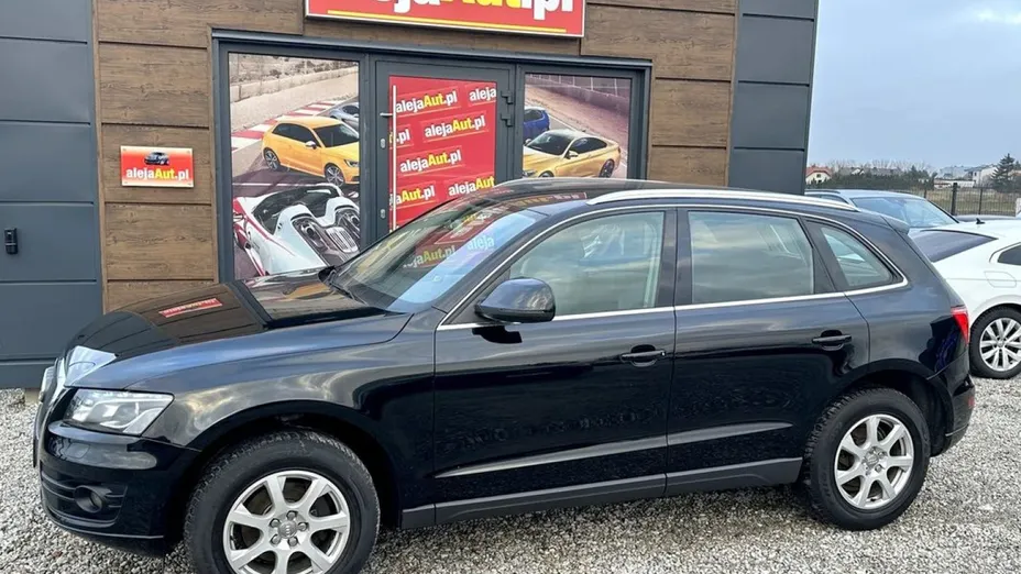 AUDI Q5 -