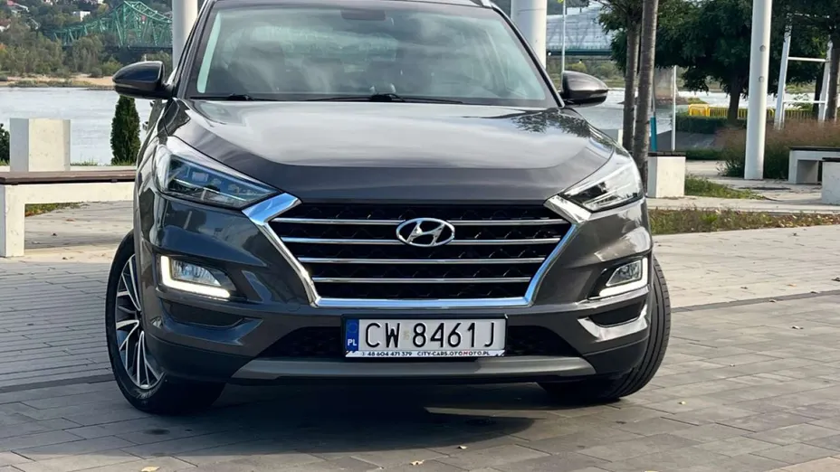 HYUNDAI Tucson -