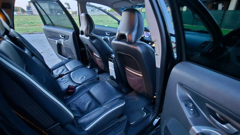 VOLVO XC90 -