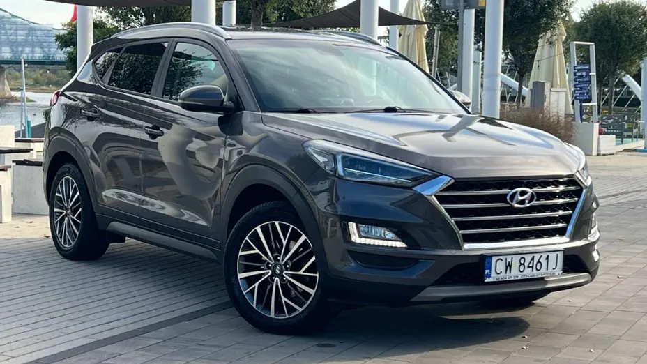 HYUNDAI Tucson -