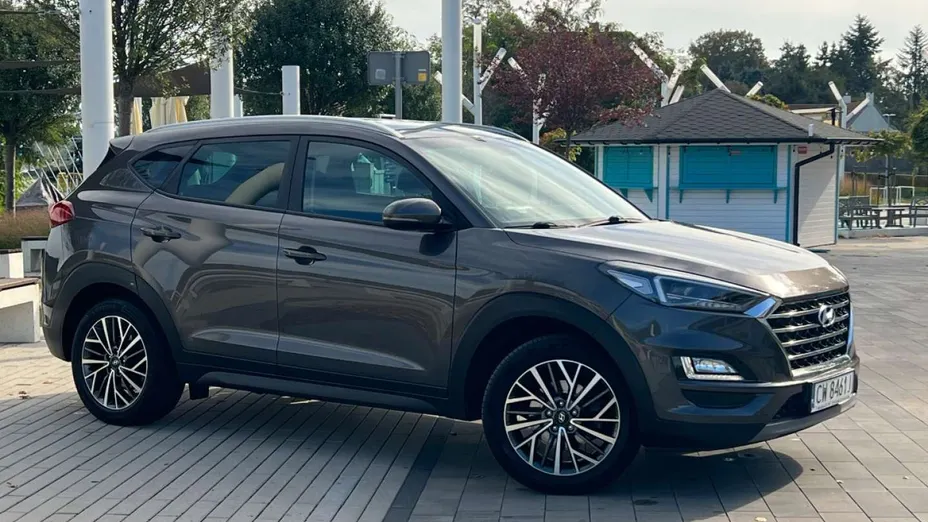 HYUNDAI Tucson -