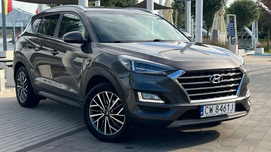 HYUNDAI Tucson -