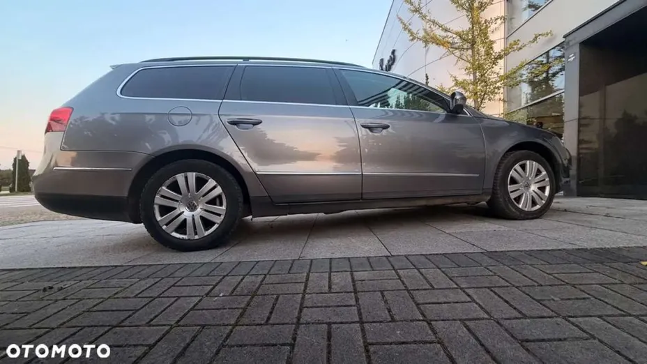 VOLKSWAGEN Passat -