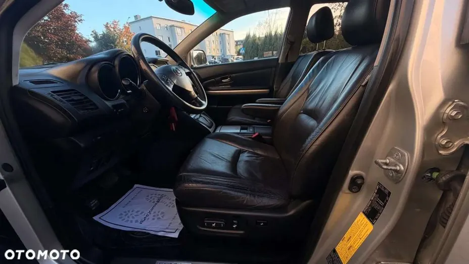 LEXUS RX -