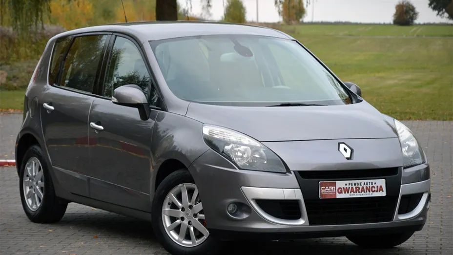 RENAULT Scenic -