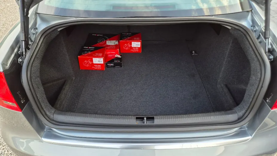 AUDI A4 -