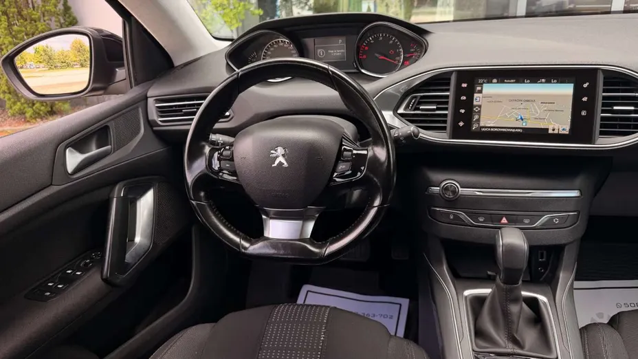 PEUGEOT 308 -