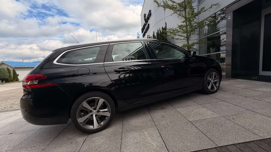 PEUGEOT 308 -