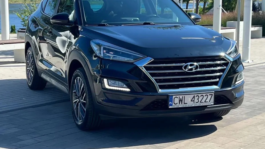 HYUNDAI Tucson -