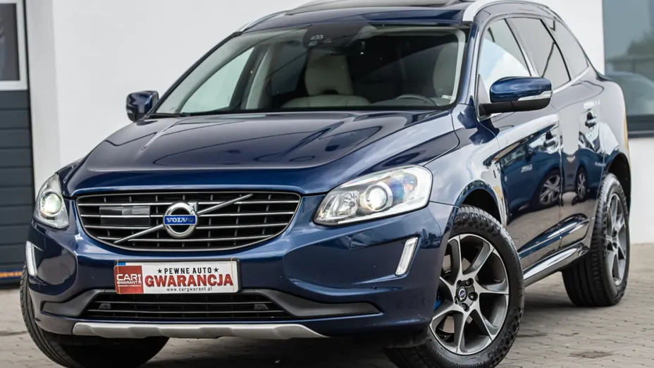 VOLVO XC60 -