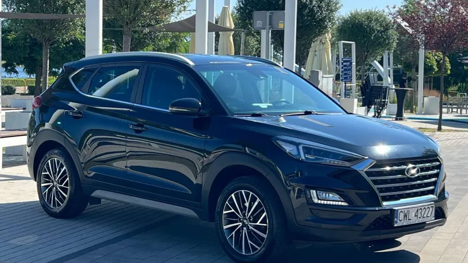 HYUNDAI Tucson -