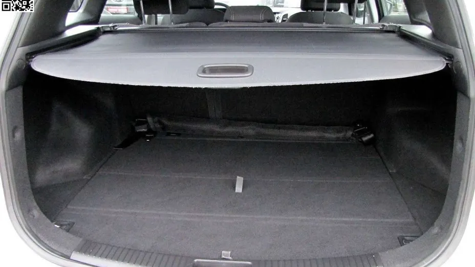 HYUNDAI i30 -