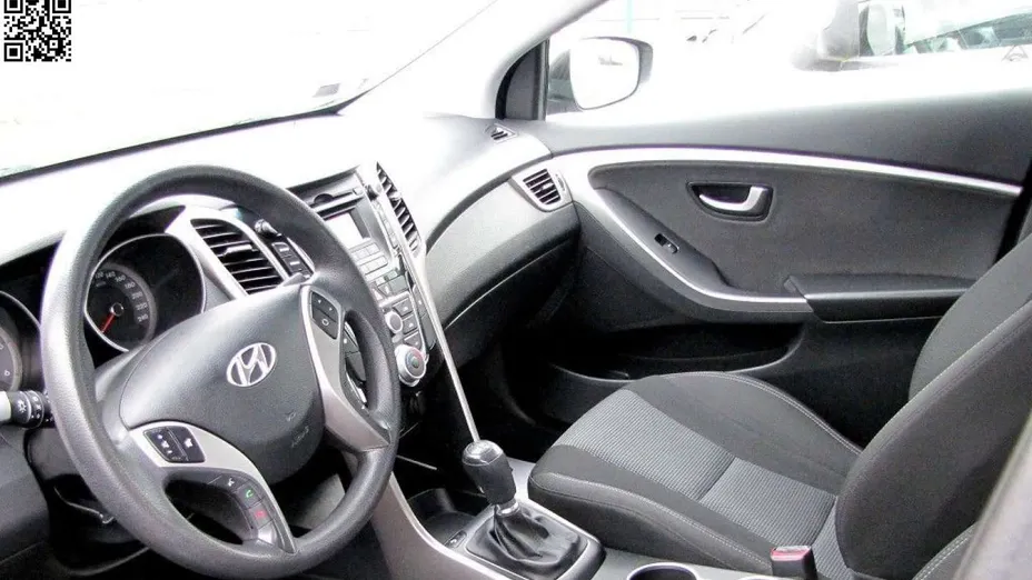 HYUNDAI i30 -