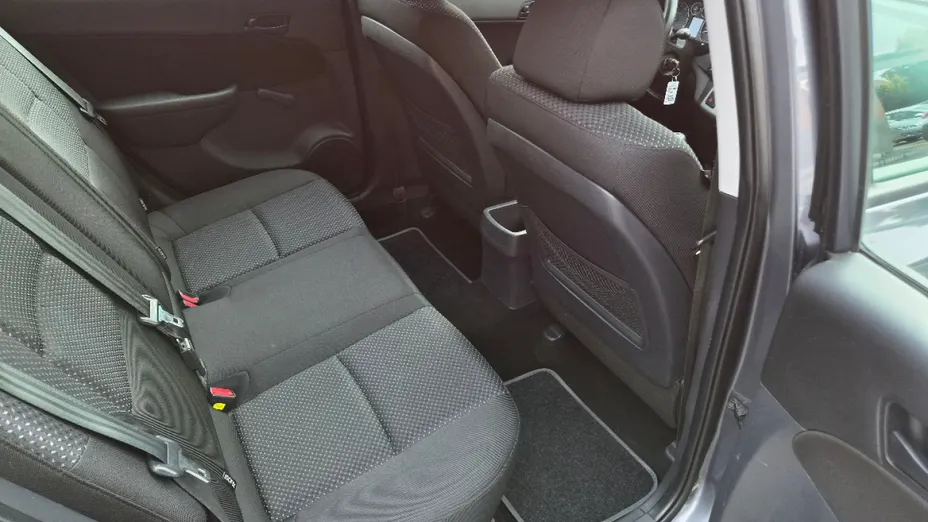 HYUNDAI i30 -