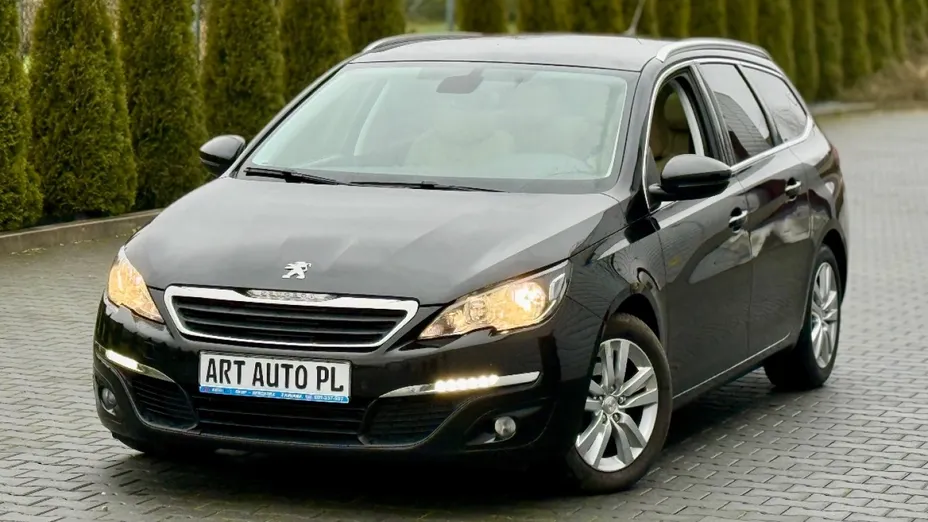 PEUGEOT 308 -