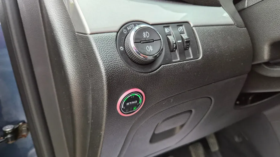 OPEL Mokka -