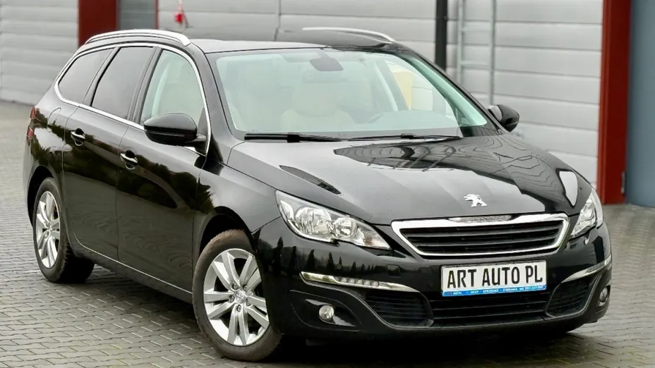 PEUGEOT 308 -