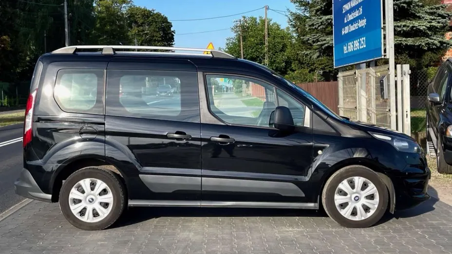 FORD Tourneo Connect -