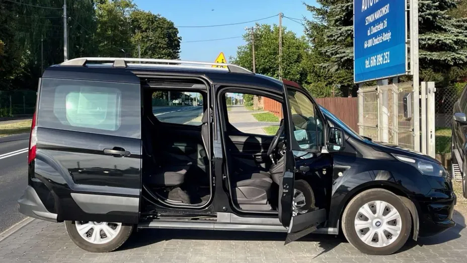 FORD Tourneo Connect -