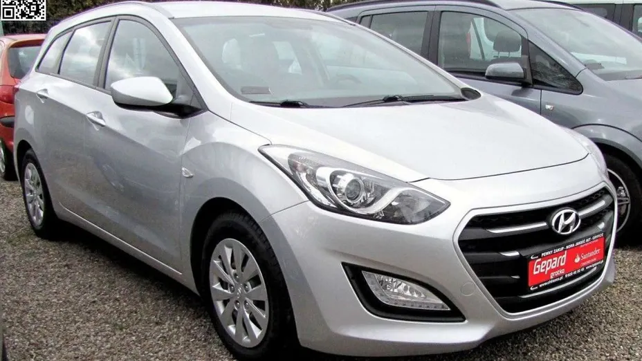 HYUNDAI i30 -