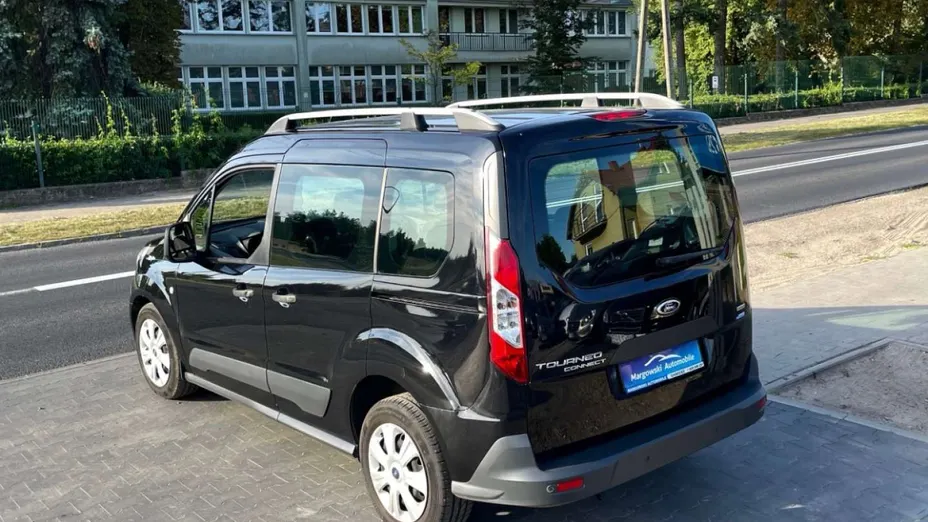 FORD Tourneo Connect -