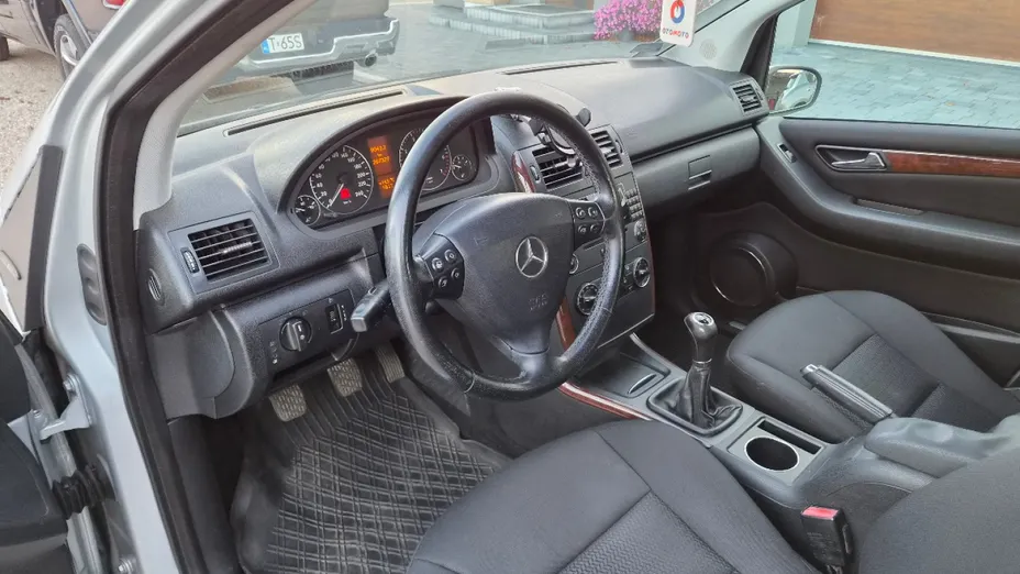 MERCEDES-BENZ A Klasa -